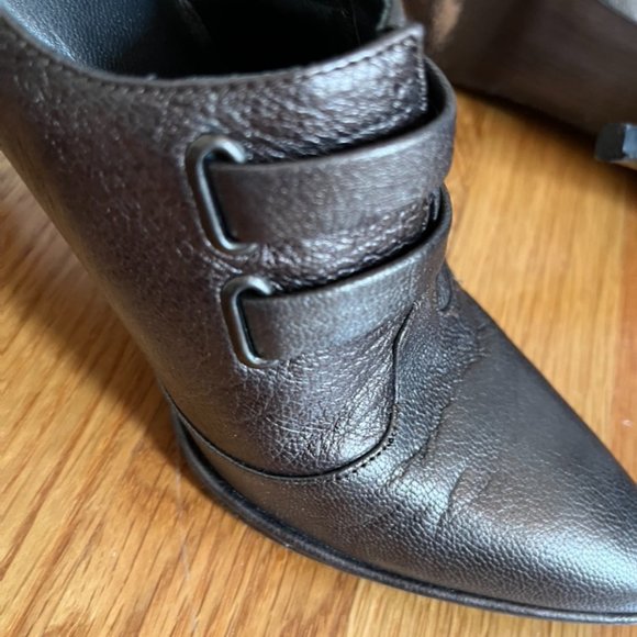 Stuart Weitzman  Metallic Bootie - 5.5 - Picture 10 of 11